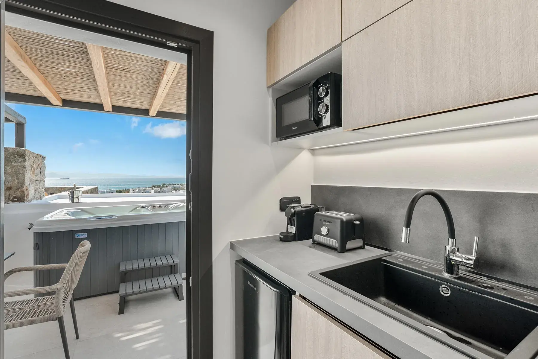 Petite Suite Sea View with Private Jacuzzi